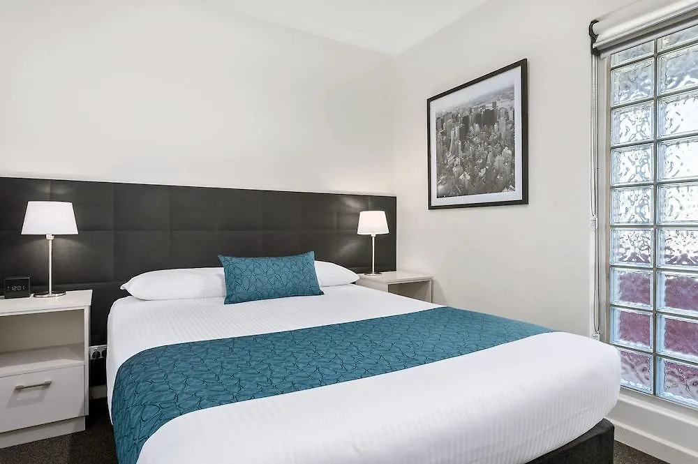 Comfort Inn & Suites Manhattan Adelaide