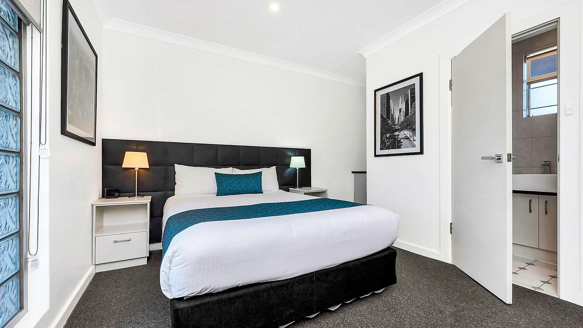 Comfort Inn & Suites Manhattan Adelaide